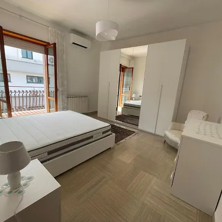 Con Terrazzo Apartment