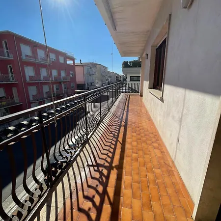 Appartement Con Terrazzo *